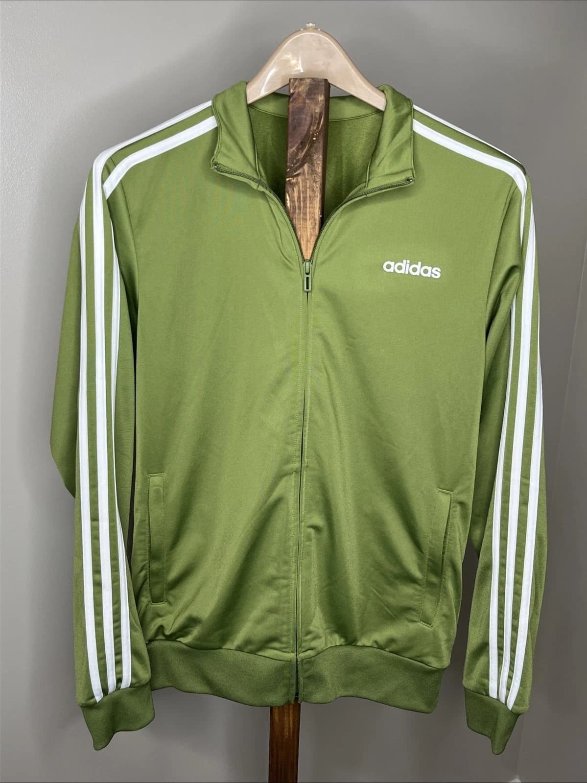 Adidas Originals Men's Classic Green Track Soccer Jacket Size Medium - Image 1
