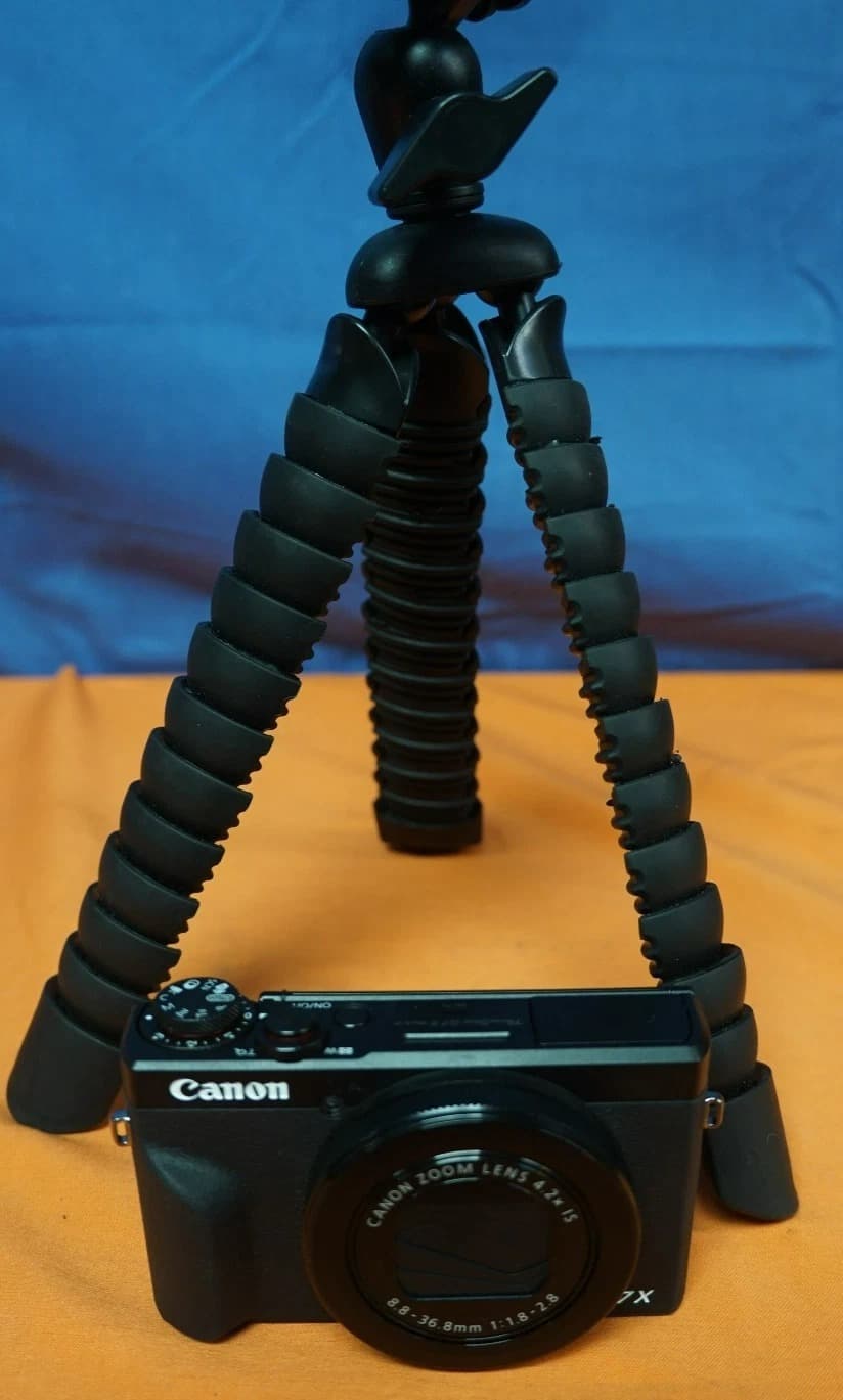 Canon G7X Mark III 20.1MP Digital Camera – Black | With Tripod - Image 1