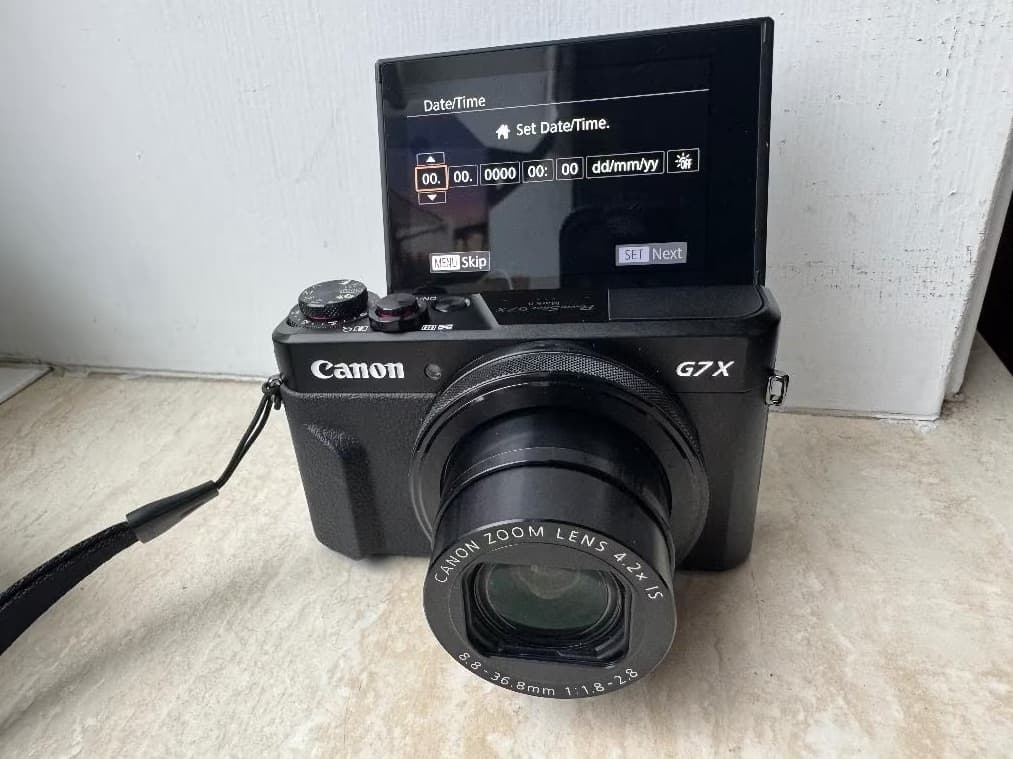 Canon PowerShot G7 X Mark II – Premium Kit - Image 1