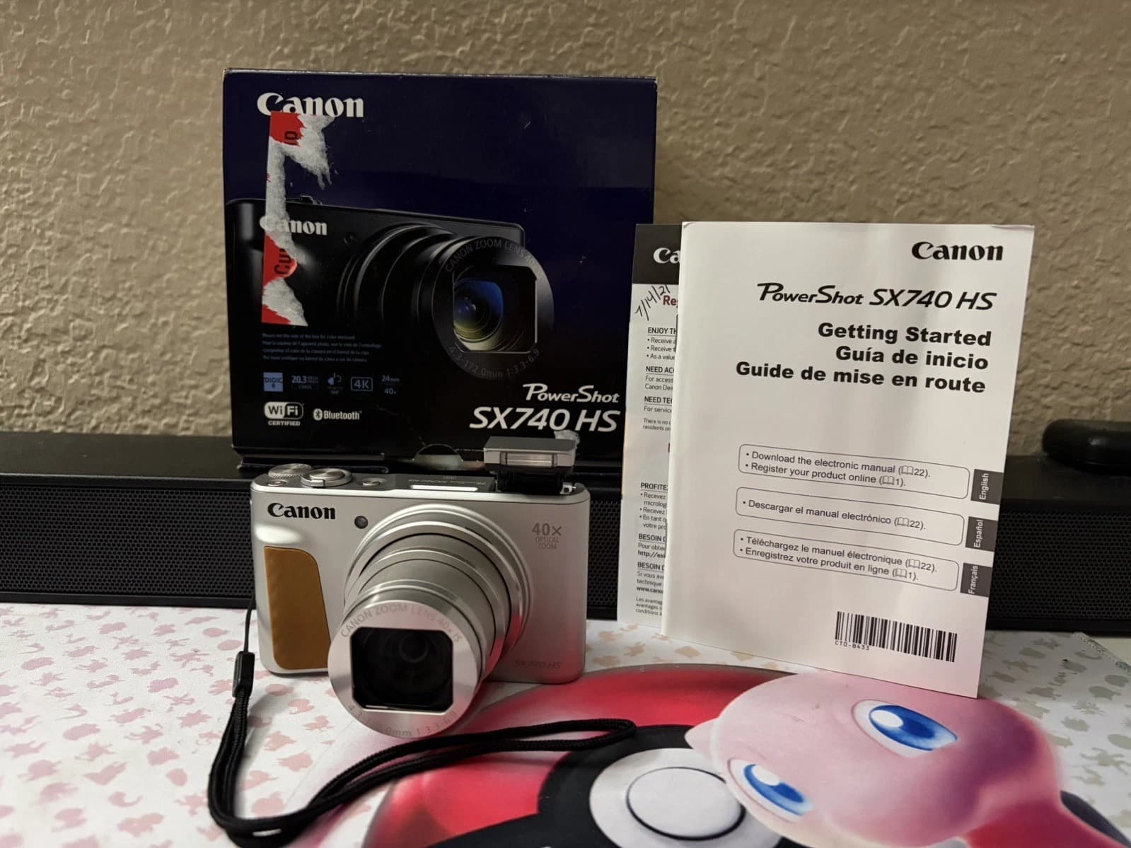 Canon PowerShot SX740 HS 20.3MP Silver Digital Camera w/ 40x Optical Zoom - Image 1