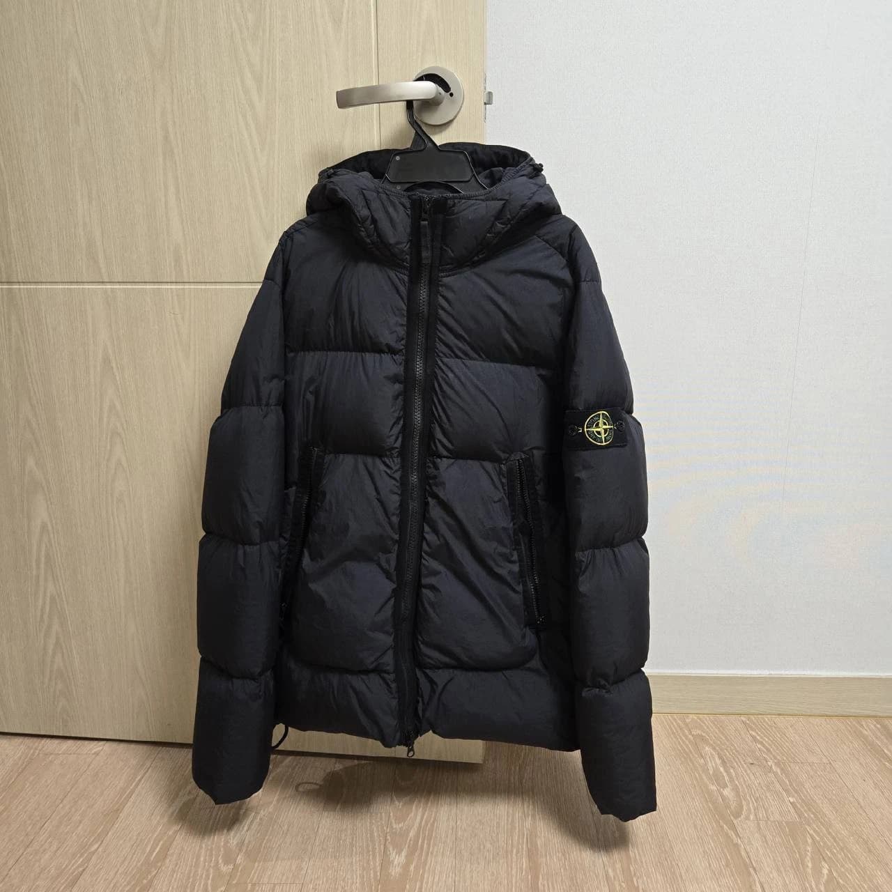 Doudoune stone island size L - Image 1