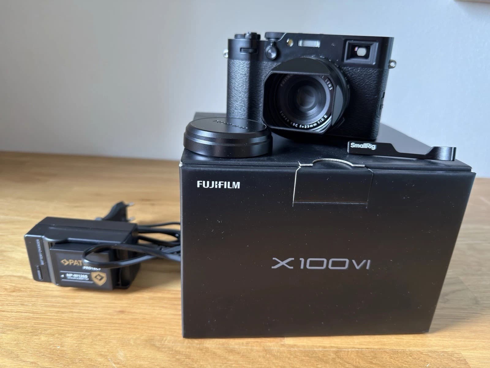 fujifilm x100 vi Black - Image 1
