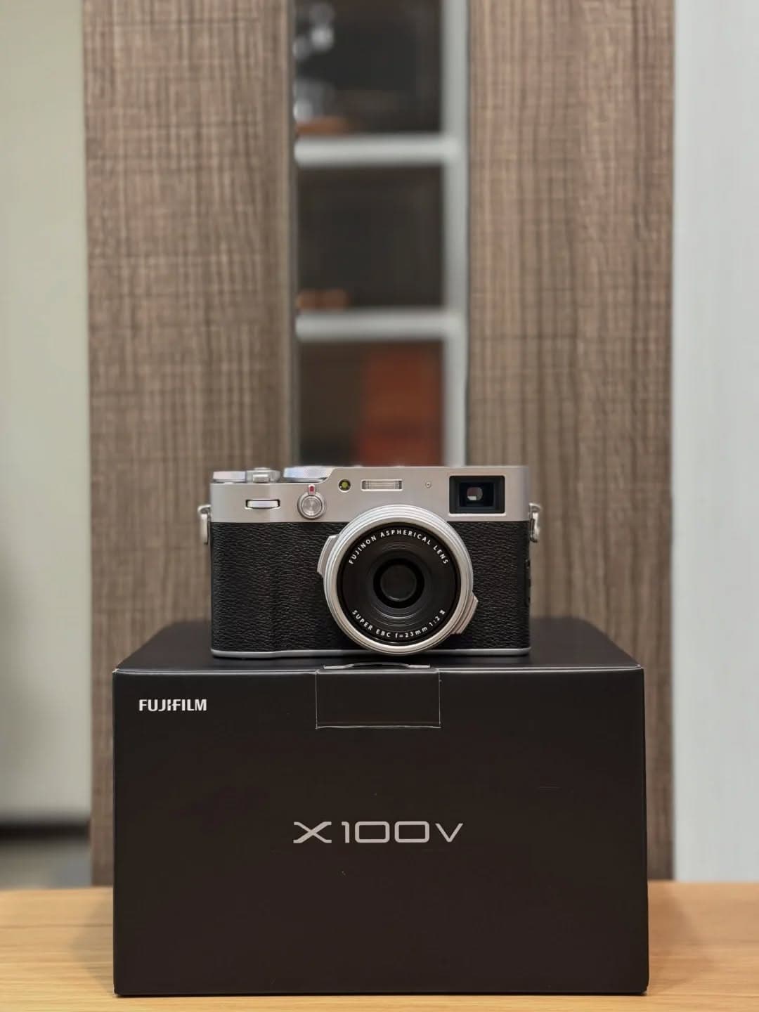 Fujifilm X100V Silver Body - Image 1