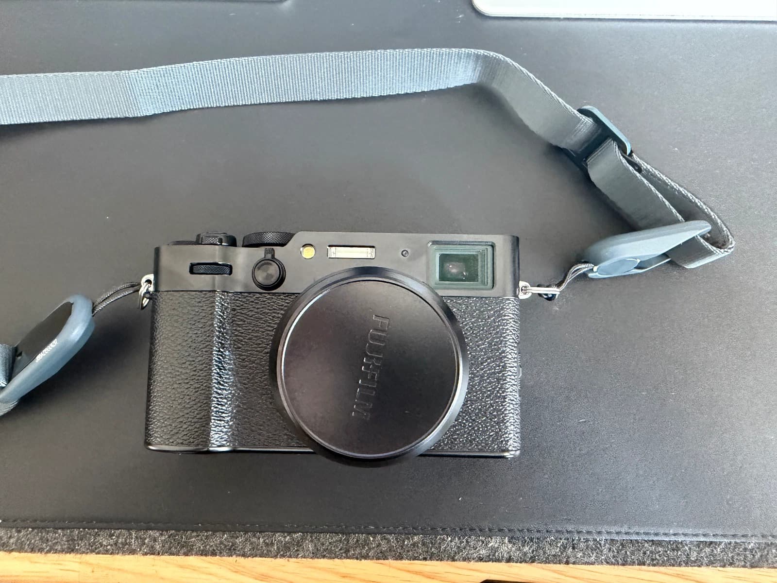 Fujifilm X100VI Black Camera used once, 100 shutters ,+ SD Card and extra strap - Image 1