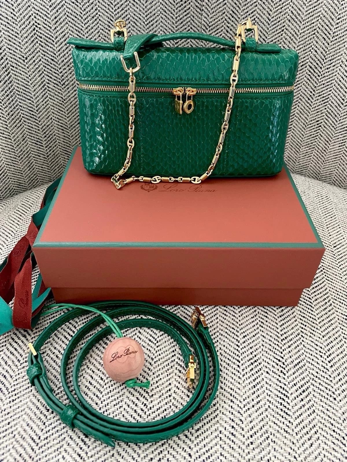 Loro Piana, Water Snake Extra Pocket Bag, L 19, Green - Image 1