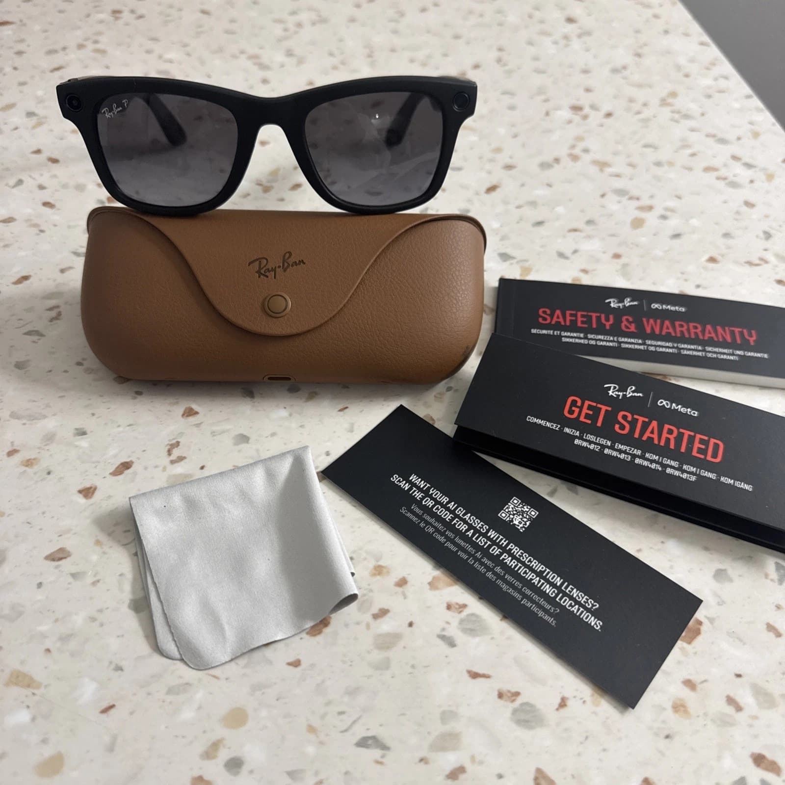 Ray-Ban Meta (2nd)Gen Wayfarer, Matte Black Smart Glasses Polarized gray lenses - Image 1