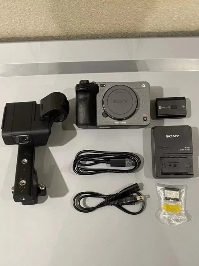 Sony FX3 Full-Frame Cinema Camera - USED LIKE NEW - Image 1