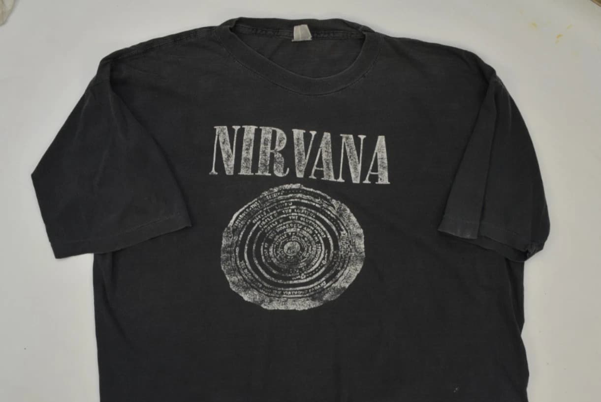 T-shirt noir vieilli vintage années 90 Nirvana Vestibule Cercles of Hell taille XL - Image 1
